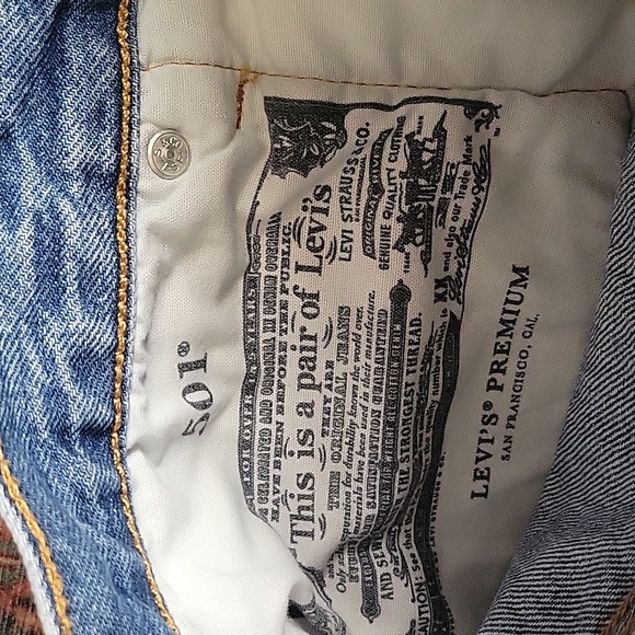 Levi’s 501 Womens cut off denim shorts size 26 - Picture 4 of 8